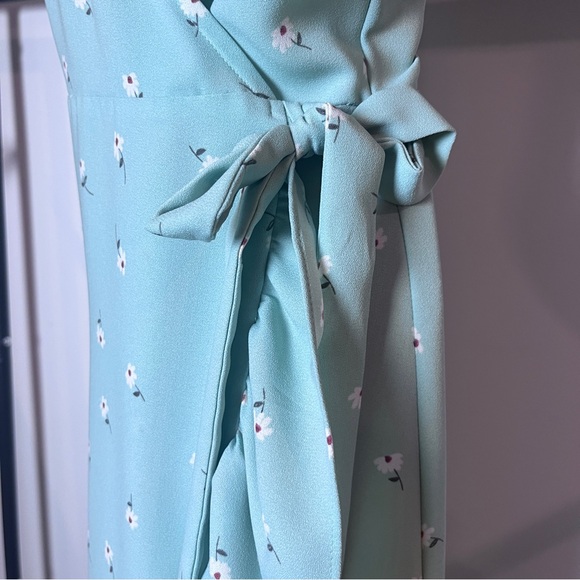 Lauren Conrad Boho Preppy Ditsy Floral Midi Ruffle Wrap Dress - Picture 13 of 16